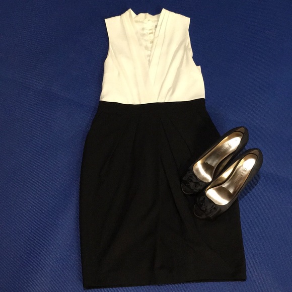 H&M Dresses & Skirts - H&M Dress size 8 Black and white with pockets, summer, party, elegant